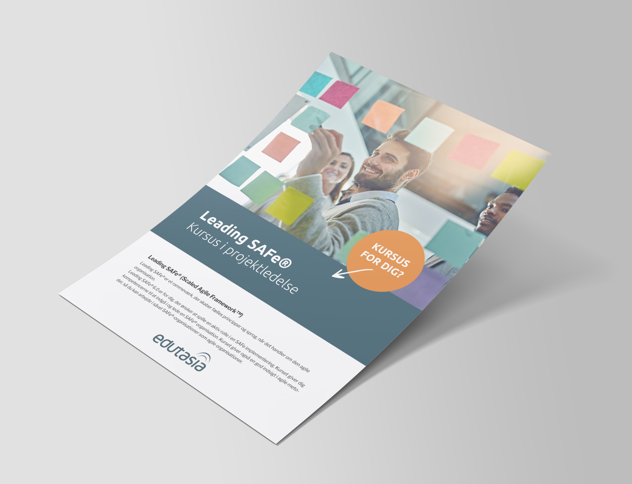 Mock Up Flyer Projektledelse Leading Safe